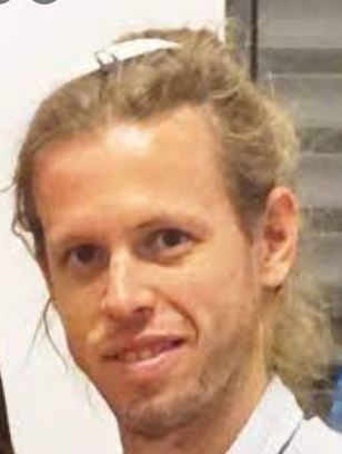מישהו מקשיב לי?